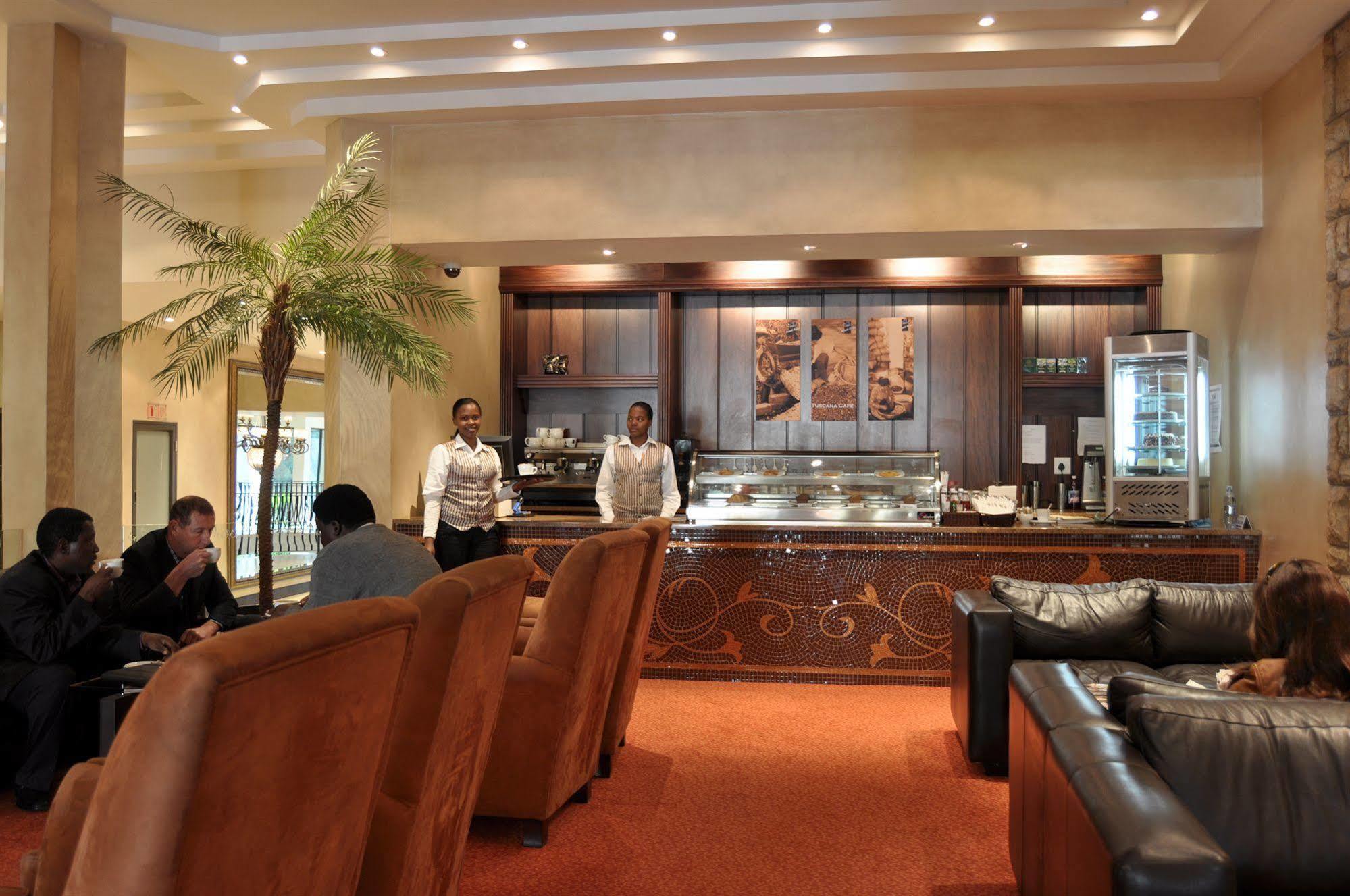 Happy Valley Hotel And Casino Ezulwini Extérieur photo